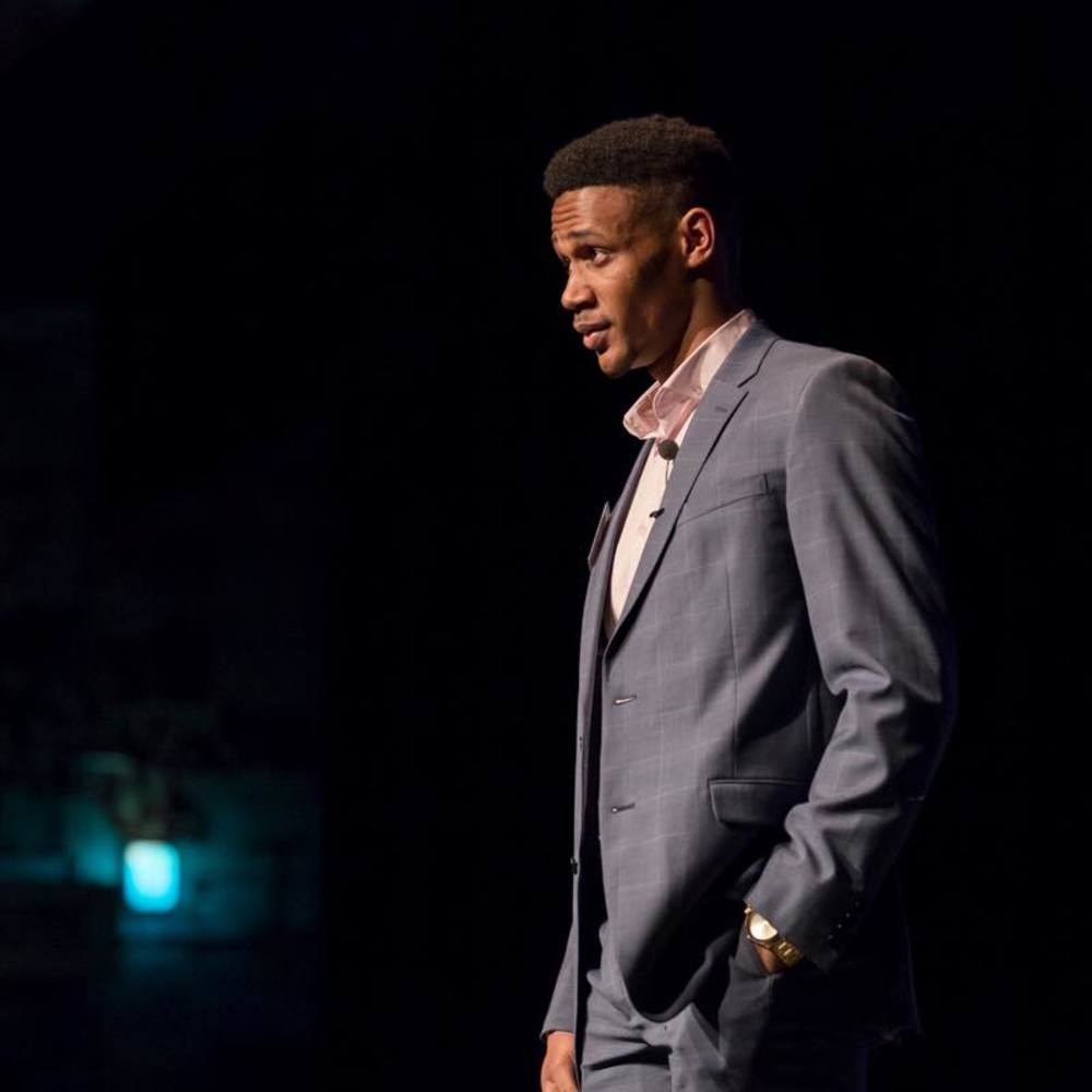 Meet your Posher, Alec